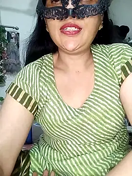 Snapshot of sexy_bhabhi69 chatting on 02/07/26, 03:38 sexy bhabhi69 online show from 02/07/26, 03:38