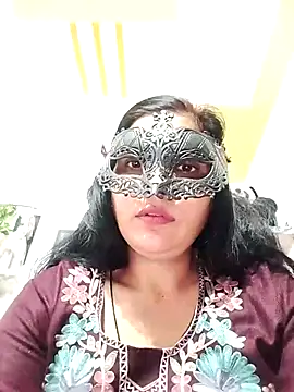 Snapshot of sexy_bhabhi69 chatting on 02/14/26, 10:45 sexy bhabhi69 online show from 02/14/26, 10:45