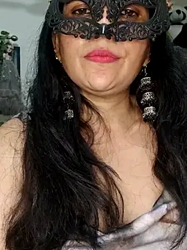 Snapshot of sexy_bhabhi69 chatting on 05/07/26, 06:35 sexy bhabhi69 online show from 05/07/26, 06:35