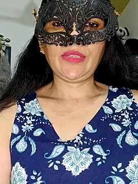 Snapshot of sexy_bhabhi69 chatting on 05/12/26, 05:10 sexy bhabhi69 online show from 05/12/26, 05:10