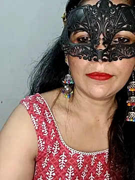 Snapshot of sexy_bhabhi69 chatting on 05/18/26, 04:57 sexy bhabhi69 online show from 05/18/26, 04:57