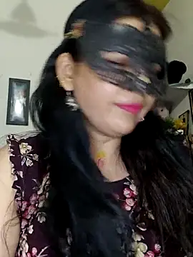 Snapshot of sexy_bhabhi69 chatting on 05/28/26, 09:17 sexy bhabhi69 online show from 05/28/26, 09:17