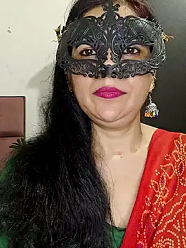 Snapshot of sexy_bhabhi69 chatting on 07/11/26, 05:04 sexy bhabhi69 online show from 07/11/26, 05:04