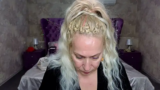 Snapshot of Penelope_Pinky chatting on 01/09/25, 05:43 Penelope Pinky online show from 01/09/25, 05:43