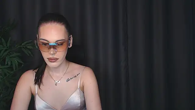 Cassie Bae online show from 05/17/26, 01:29