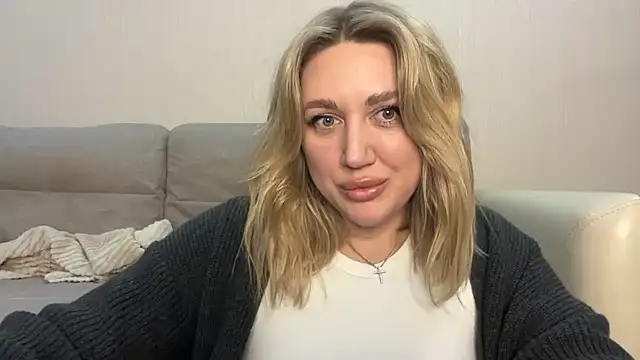 Snapshot of VickyLove047 chatting on 01/08/26, 05:04 VickyLove047 online show from 01/08/26, 05:04