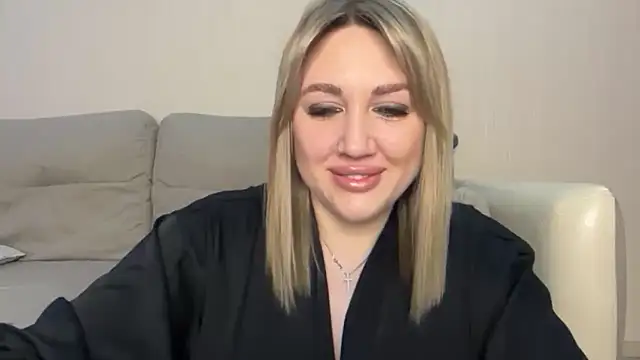 VickyLove047 online show from 05/03/26, 06:52