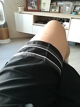 Dannydy2015 online show from 12/15/25, 02:38