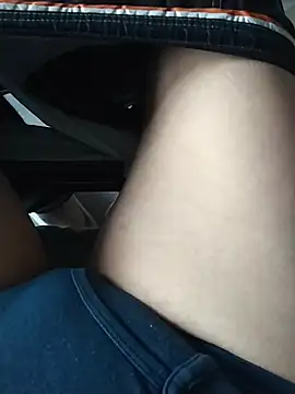 Dannydy2015 online show from 12/17/25, 01:33