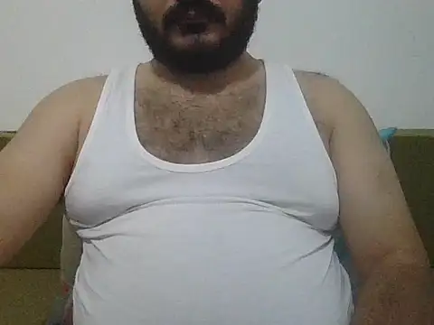 Snapshot of UrfavSlaveBitch chatting on 09/14/25, 04:06 UrfavSlaveBitch online show from 09/14/25, 04:06