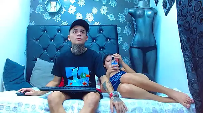 Snapshot of exotic_hot_couple chatting on 12/30/24, 02:31 exotic hot couple online show from 12/30/24, 02:31