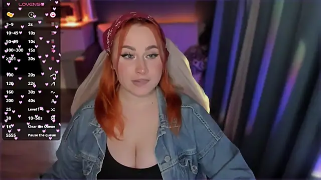 Snapshot of Flower_Camellia77 chatting on 03/11/25, 11:26 Flower Camellia77 online show from 03/11/25, 11:26