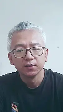 Snapshot of leoUSIR chatting on 06/03/26, 05:21 leoUSIR online show from 06/03/26, 05:21