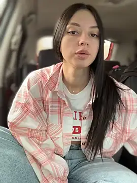 JulliaVegas online show from 09/23/25, 01:30