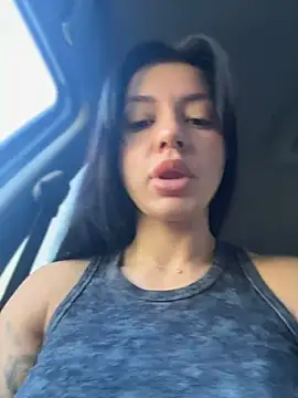 JulliaVegas online show from 06/10/26, 02:45