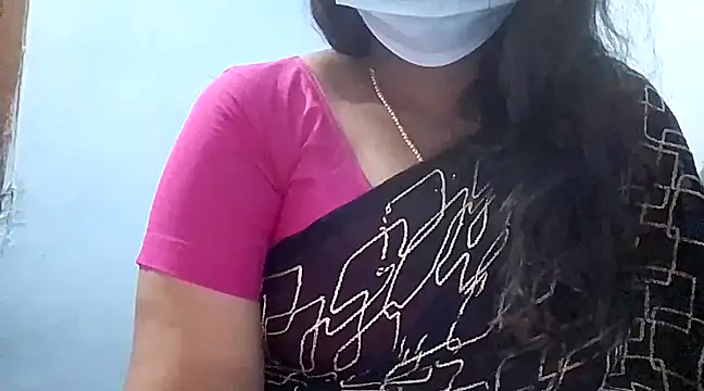 Snapshot of Tamilsathya2024 chatting on 12/22/24, 04:48 Tamilsathya2024 online show from 12/22/24, 04:48