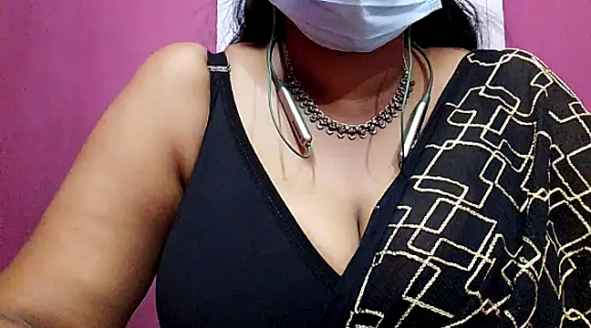 Snapshot of Tamilsathya2024 chatting on 02/17/25, 01:42 Tamilsathya2024 online show from 02/17/25, 01:42