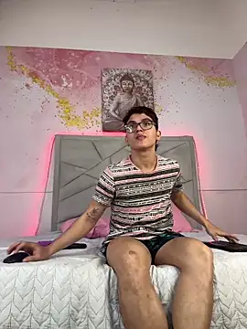 Snapshot of JACK_BLOSSOM_ chatting on 12/22/24, 11:44 JACK BLOSSOM online show from 12/22/24, 11:44