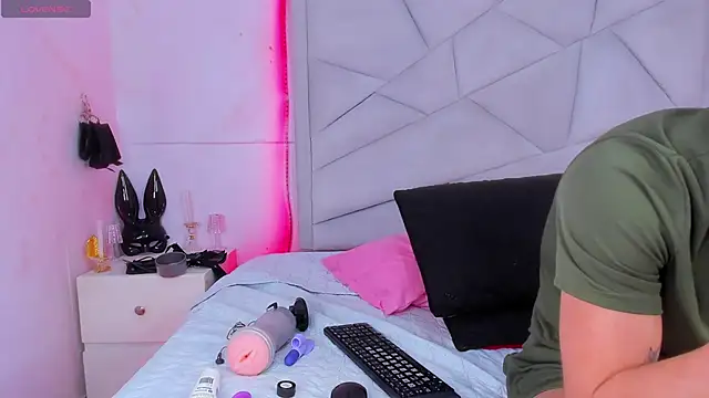 Snapshot of JACK_BLOSSOM_ chatting on 12/30/24, 07:32 JACK BLOSSOM online show from 12/30/24, 07:32