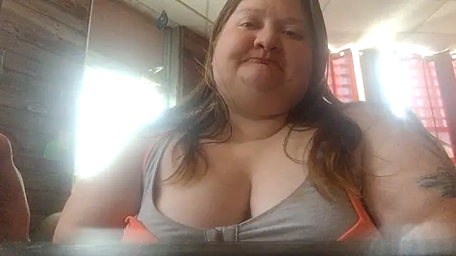 chrissybear84 online show from 06/30/26, 06:09