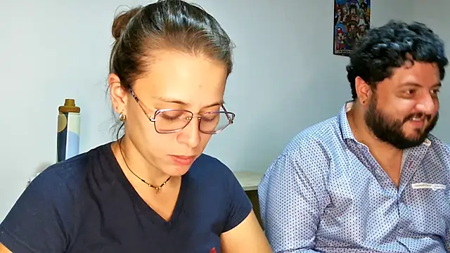 Snapshot of Paloma_Desire chatting on 12/19/24, 04:02 Paloma Desire online show from 12/19/24, 04:02