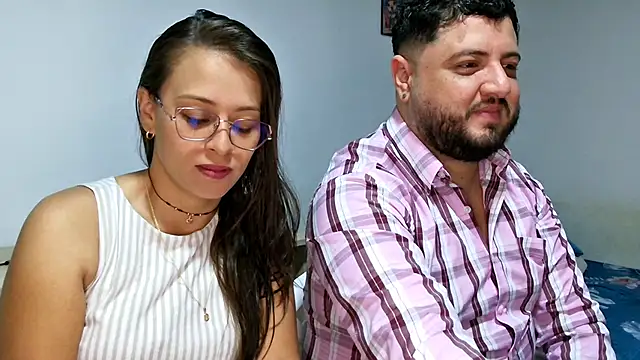 Snapshot of Paloma_Desire chatting on 12/31/24, 01:08 Paloma Desire online show from 12/31/24, 01:08