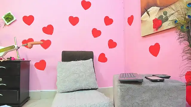 miss--flora online show from 02/18/25, 10:03