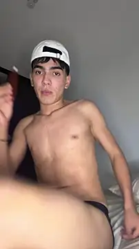 Snapshot of snakeeboy chatting on 03/12/26, 04:40 snakeeboy online show from 03/12/26, 04:40