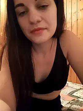 Snapshot of Eleni_Pappa chatting on 03/07/25, 06:00 Eleni Pappa online show from 03/07/25, 06:00