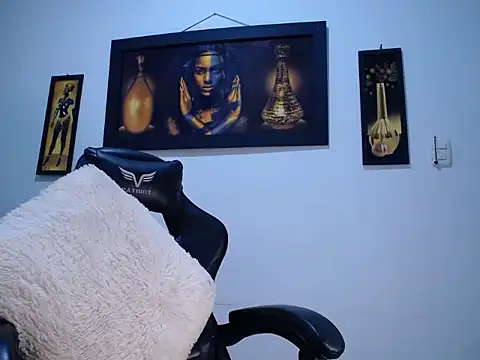 NikolSexyHot online show from 06/10/26, 07:24