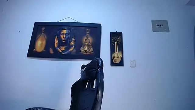 NikolSexyHot online show from 06/22/26, 07:33