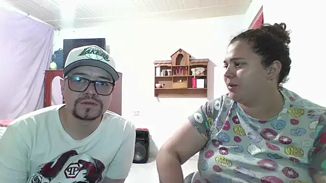 Snapshot of pecadodulce123 chatting on 02/11/25, 11:54 pecadodulce123 online show from 02/11/25, 11:54