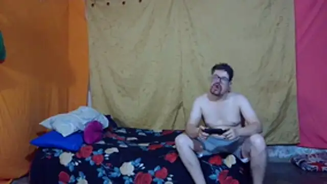 Snapshot of pecadodulce123 chatting on 11/19/25, 05:13 pecadodulce123 online show from 11/19/25, 05:13