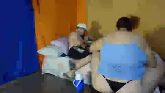 Snapshot of pecadodulce123 chatting on 12/18/25, 03:01 pecadodulce123 online show from 12/18/25, 03:01