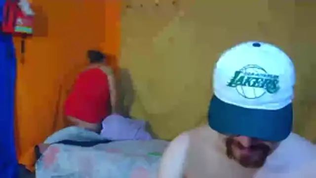 Snapshot of pecadodulce123 chatting on 12/21/25, 12:18 pecadodulce123 online show from 12/21/25, 12:18