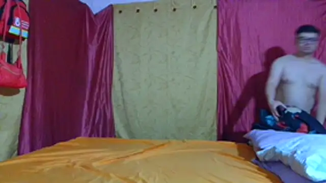 Snapshot of pecadodulce123 chatting on 02/12/26, 03:23 pecadodulce123 online show from 02/12/26, 03:23