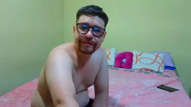 Snapshot of pecadodulce123 chatting on 03/13/26, 07:42 pecadodulce123 online show from 03/13/26, 07:42