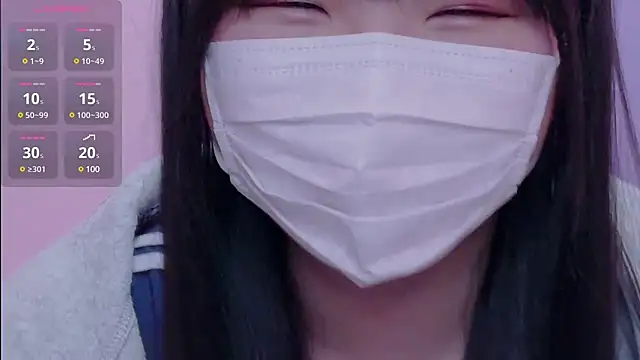 Snapshot of KARATE_HONO chatting on 01/25/25, 03:30 KARATE HONO online show from 01/25/25, 03:30