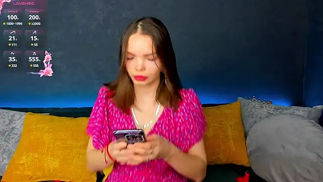 Curvy Dynamite  online show from 02/12/25, 01:19