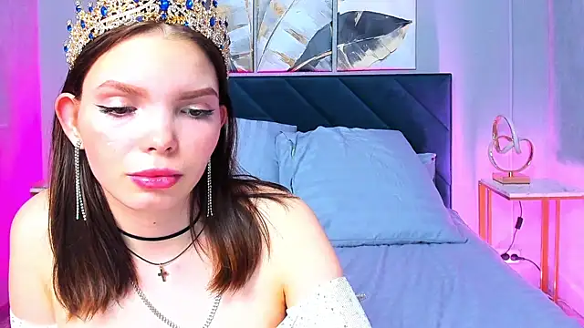 Curvy Dynamite  online show from 02/28/25, 07:37