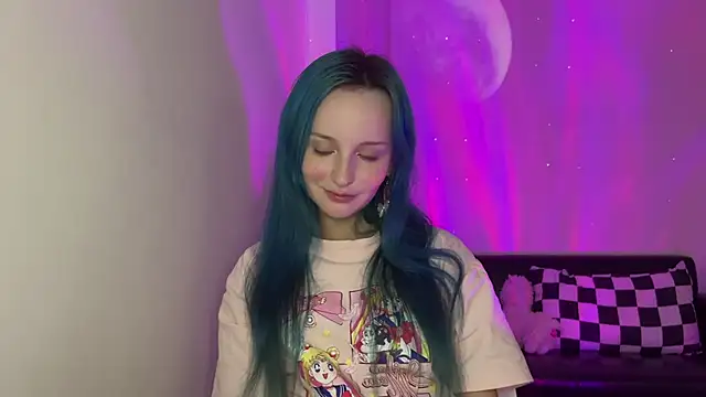 bumble bee online show from 12/19/24, 02:35