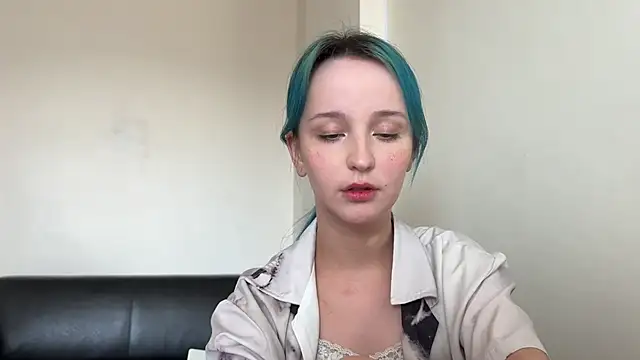 bumble bee online show from 12/31/24, 09:42