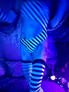 MommyMisfit online show from 10/16/25, 02:12