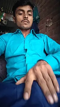 Suraj223kumar online show from 10/28/25, 04:16