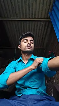 Suraj223kumar online show from 10/29/25, 06:59