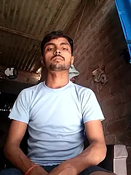 Snapshot of Suraj223kumar chatting on 03/02/26, 04:36 Suraj223kumar online show from 03/02/26, 04:36