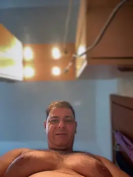 SecretlyDD online show from 02/11/25, 08:48