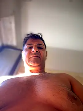 SecretlyDD online show from 09/28/25, 08:42