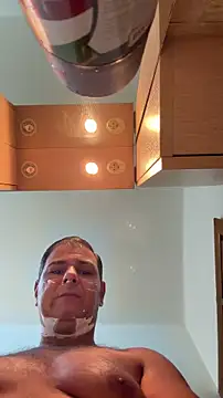 Snapshot of SecretlyDD chatting on 02/05/26, 07:57 SecretlyDD online show from 02/05/26, 07:57