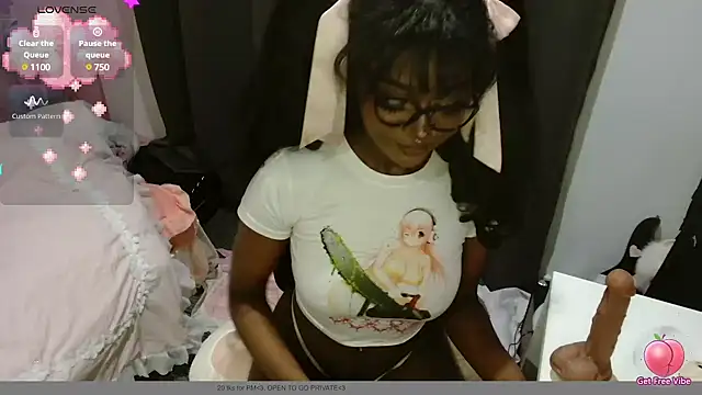 bunniix online show from 03/19/25, 01:21